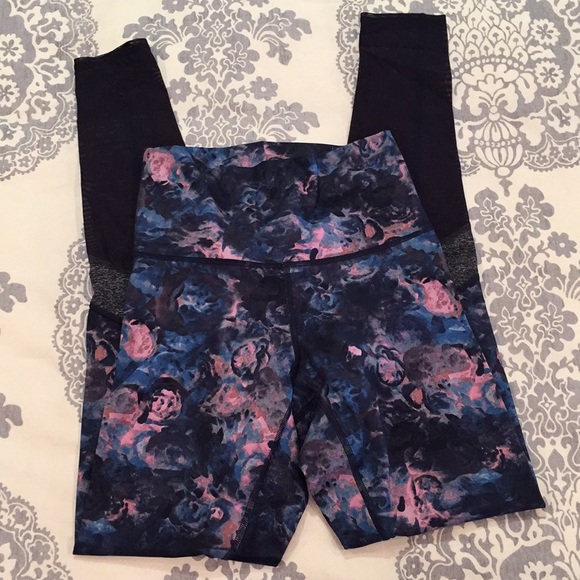 lululemon athletica Pants - Lululemon Yoga Pants